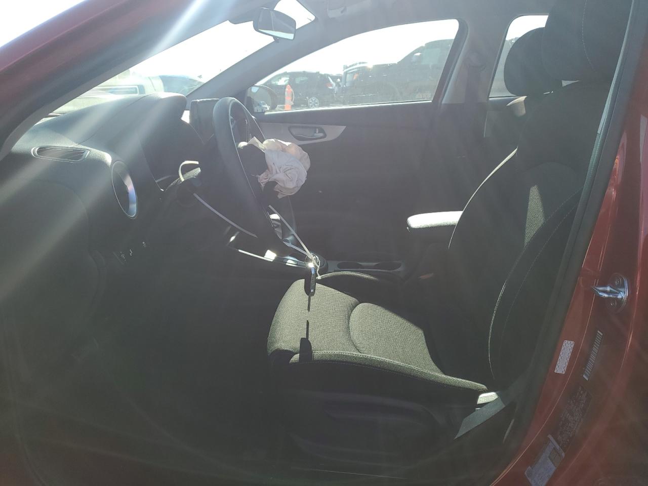 2022 KIA FORTE FE VIN:3KPF24AD4NE471547