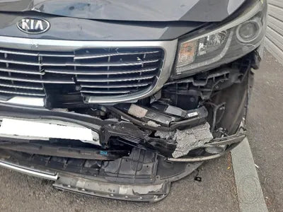 2017 Kia Carnival KNAME81ABHS332307 VIN:KNAME81ABHS332307