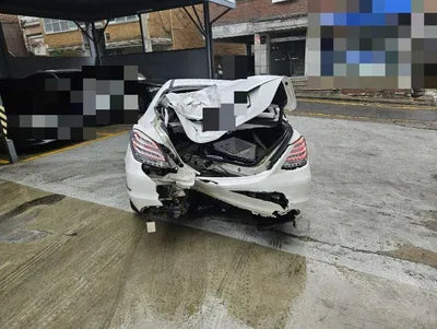 2015 Mercedes-Benz C 200 VIN: