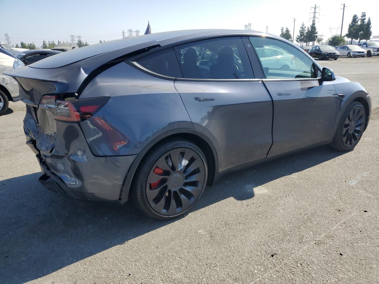 2022 TESLA MODEL Y  VIN:7SAYGDEF2NF542795