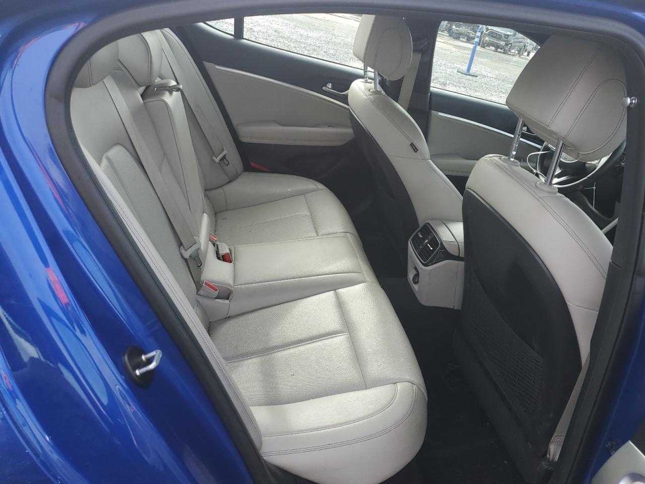 2022 GENESIS G70 BASE VIN:KMTG34TA9NU095855