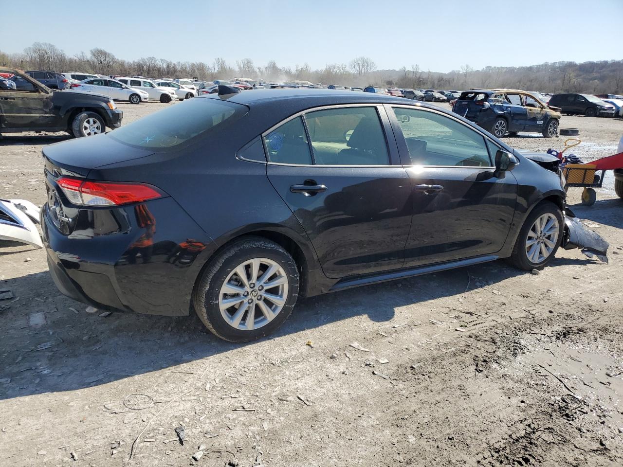 2024 TOYOTA COROLLA LE VIN:JTDBCMFEXR3032735