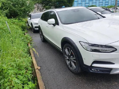 2018 Volvo V90 VIN: