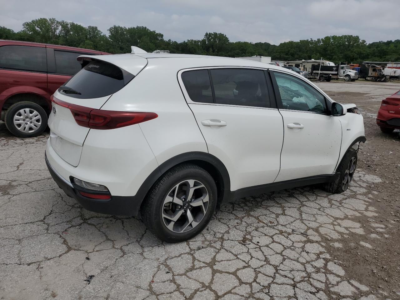 2022 KIA SPORTAGE LX VIN:KNDPMCAC8N7009654