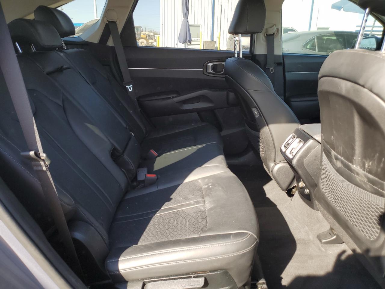 2022 KIA SORENTO S VIN:5XYRL4LC2NG144808