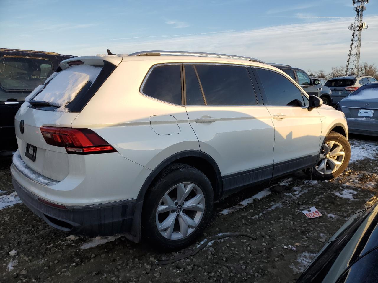 2023 VOLKSWAGEN TIGUAN SE VIN:3VV3B7AXXPM025007