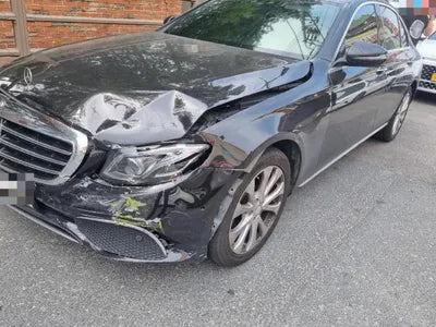 2017 Mercedes-Benz E 220 VIN: