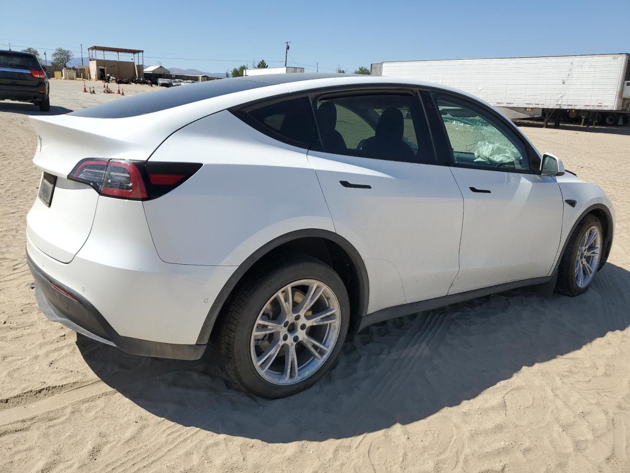 2022 TESLA MODEL Y  VIN:7SAYGAEE2NF344854