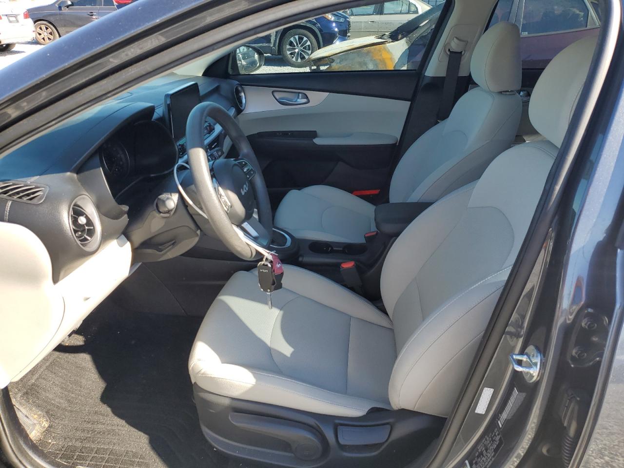 2022 KIA FORTE FE VIN:3KPF24AD3NE487464
