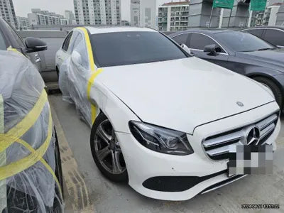 2017 Mercedes-Benz E 220 VIN: