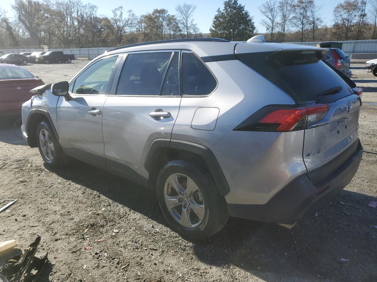 2022 TOYOTA RAV4 XLE VIN:JTMRWRFV6ND138414