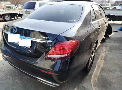 2019 Mercedes-Benz E 300 WDDZF4KB7KA558409 VIN:WDDZF4KB7KA558409