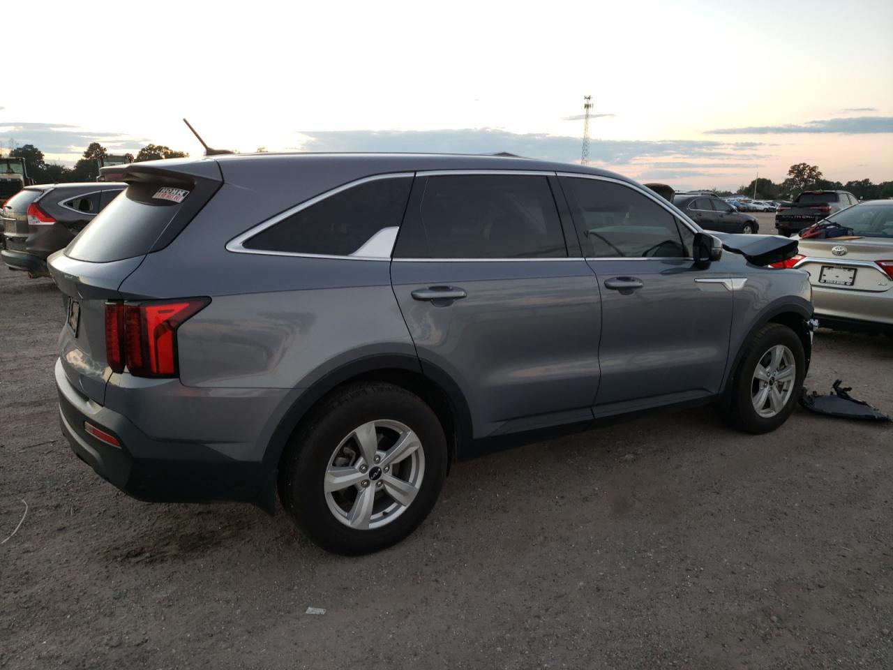 2023 KIA SORENTO LX VIN:5XYRG4LC5PG209058