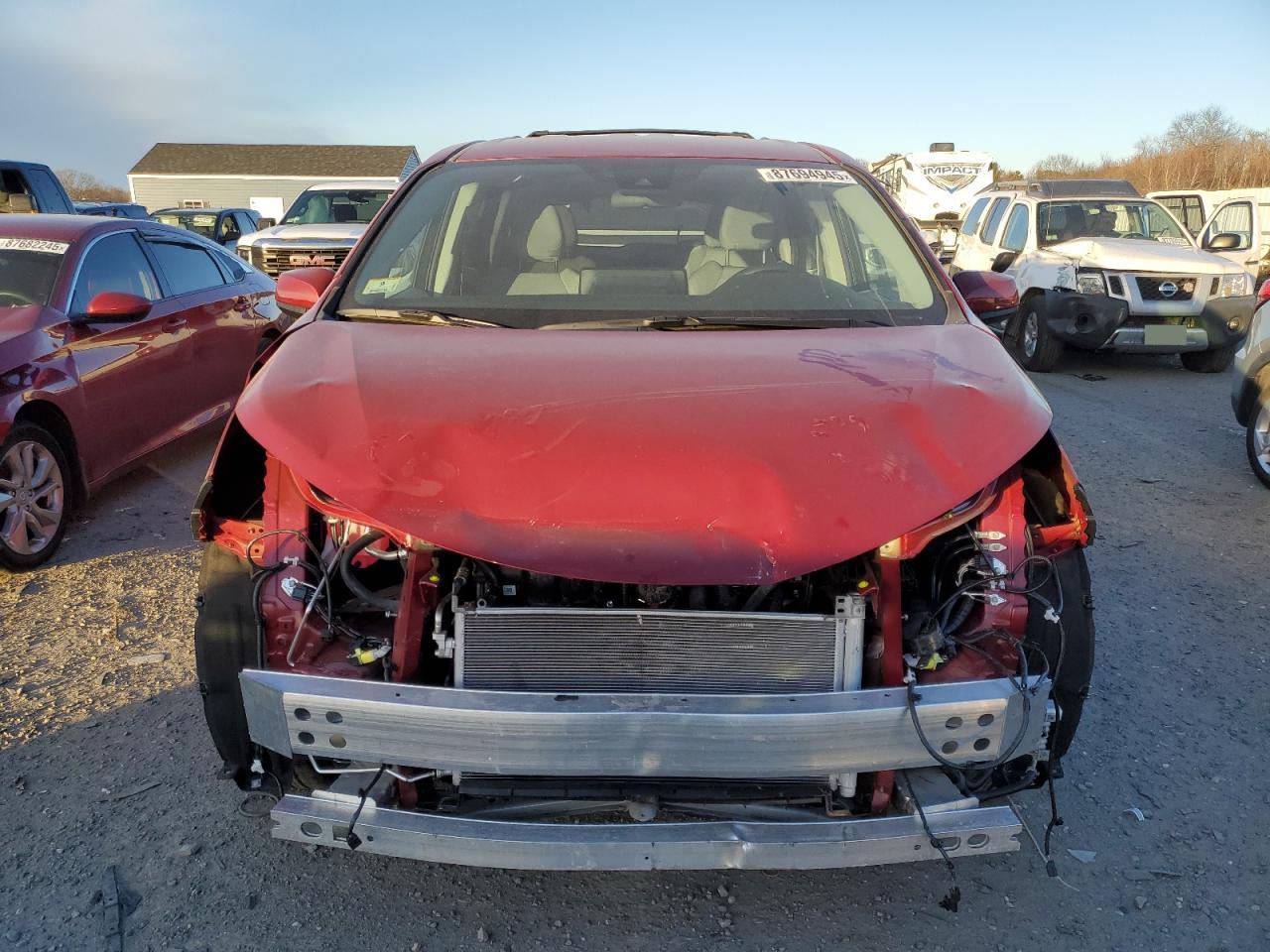 2024 TOYOTA SIENNA LE VIN:5TDKSKFC2RS147964