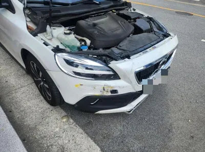 2019 Volvo V40 VIN: