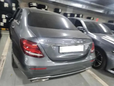 2018 Mercedes-Benz E 300 WDDZF4JB2KA511337 VIN:WDDZF4JB2KA511337