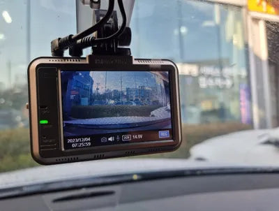 2016 Mercedes-Benz E 300 WDDHF5FB4GB235528 VIN:WDDHF5FB4GB235528