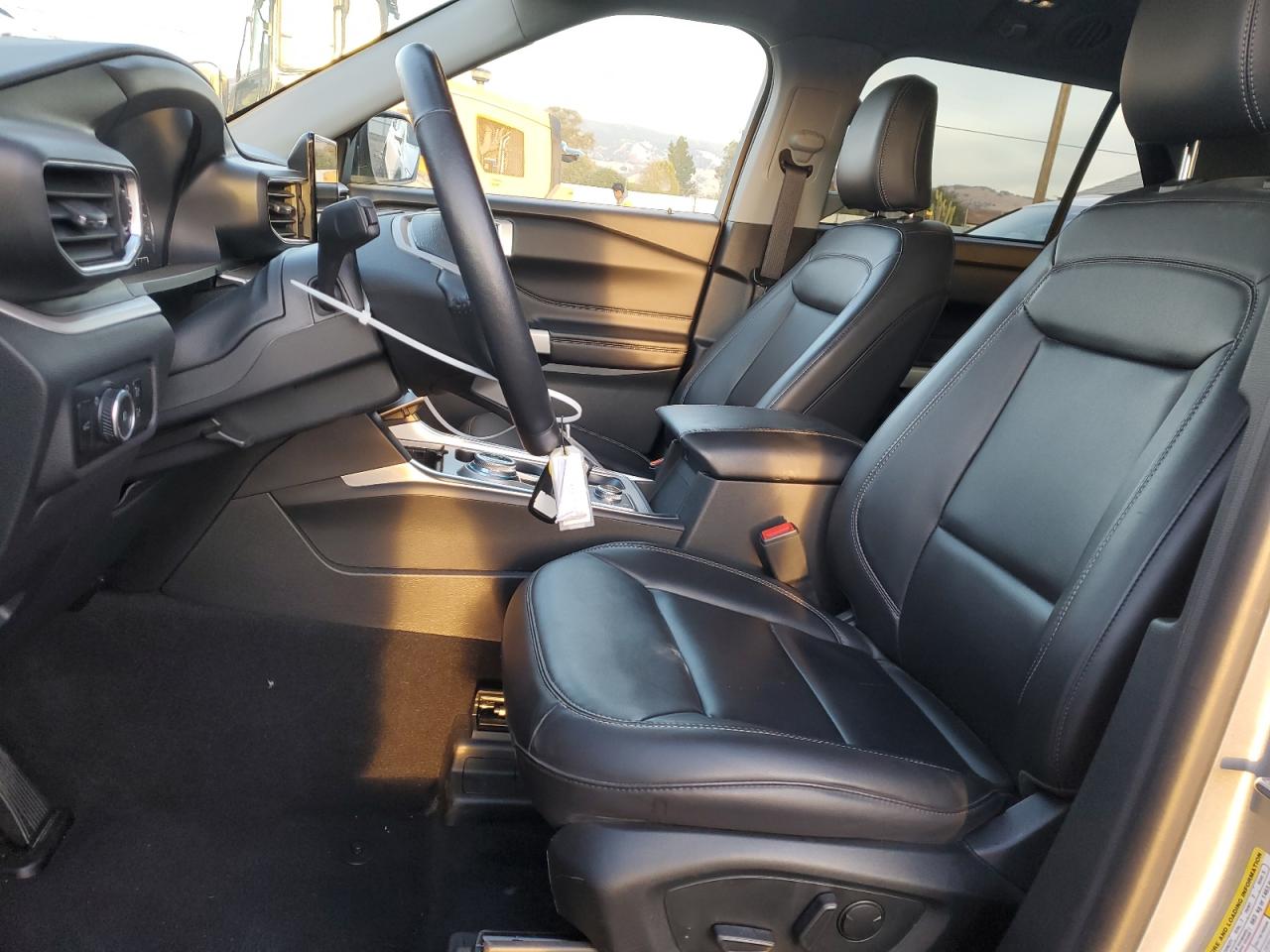 2023 FORD EXPLORER XLT VIN:1FMSK8DH2PGB60380