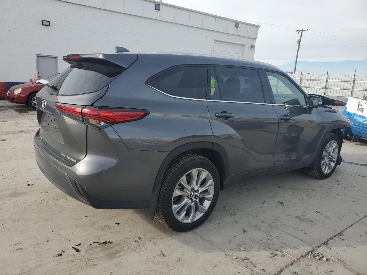 2023 TOYOTA HIGHLANDER L VIN:5TDKDRBH0PS520646