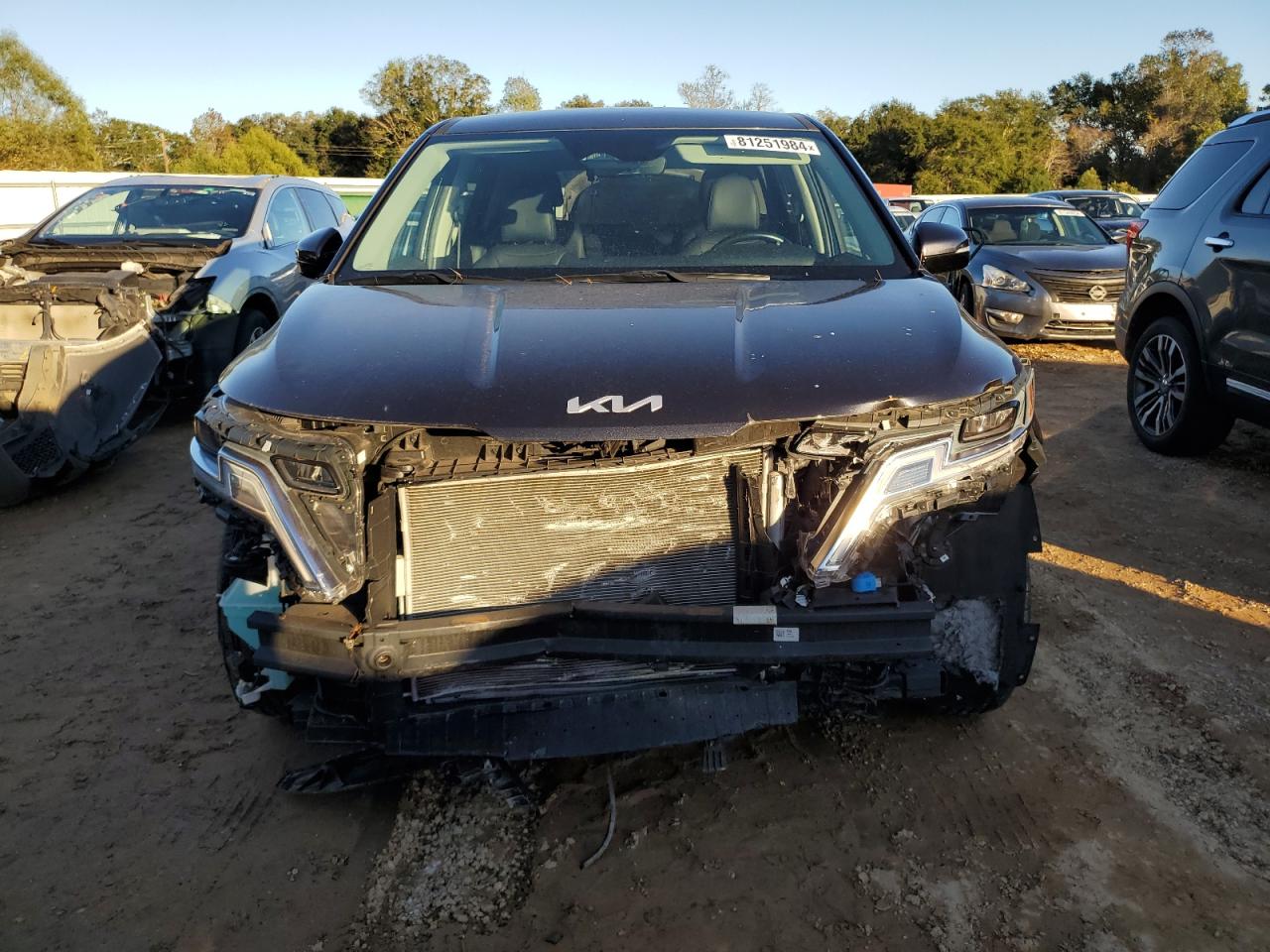 2022 KIA CARNIVAL LX VIN:KNDNB4H3XN6157819