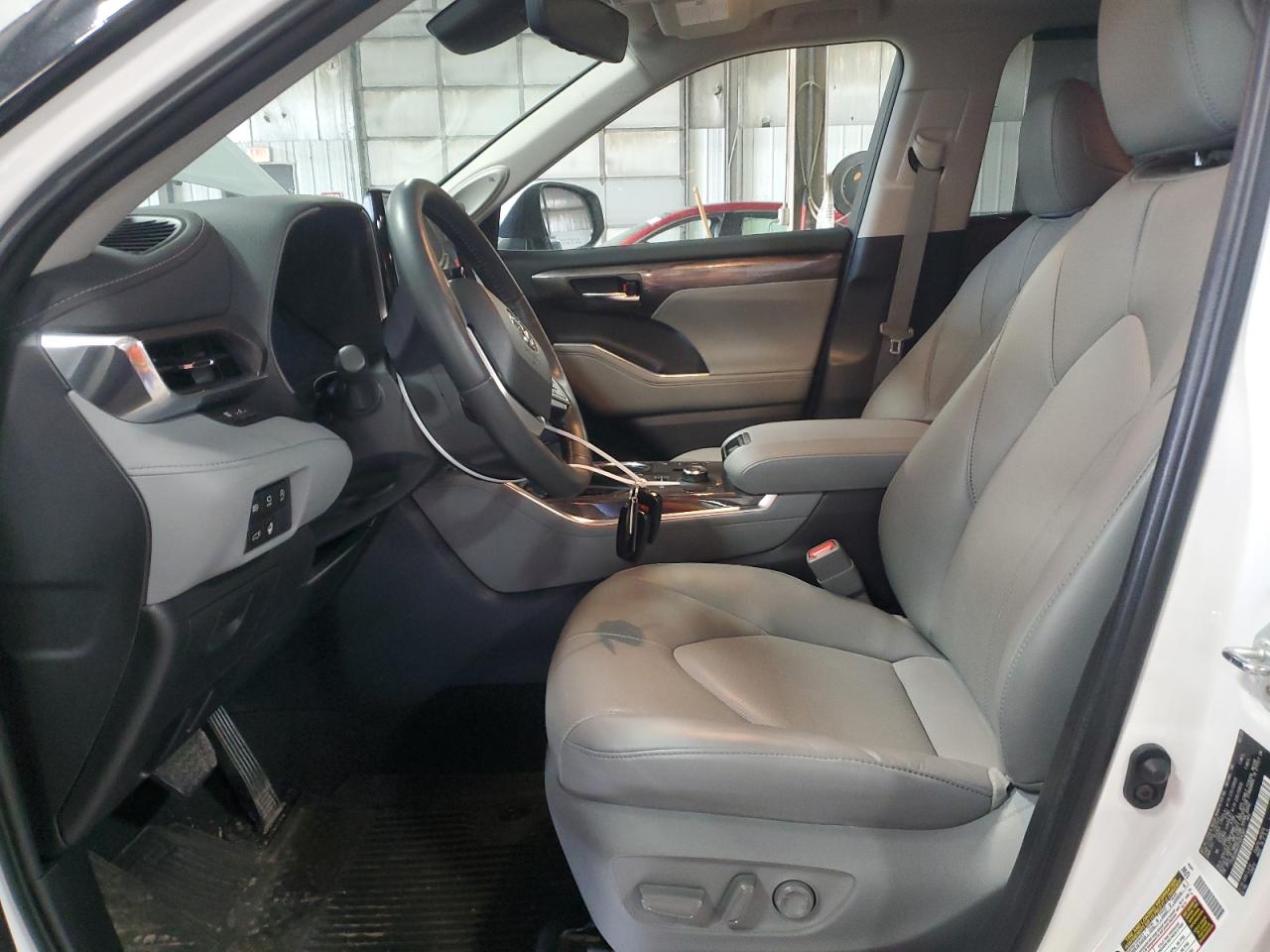 2023 TOYOTA HIGHLANDER L VIN:5TDKDRBH3PS024367