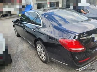 2020 Mercedes-Benz E 300 W1KZF4KB2LA811119 VIN:W1KZF4KB2LA811119