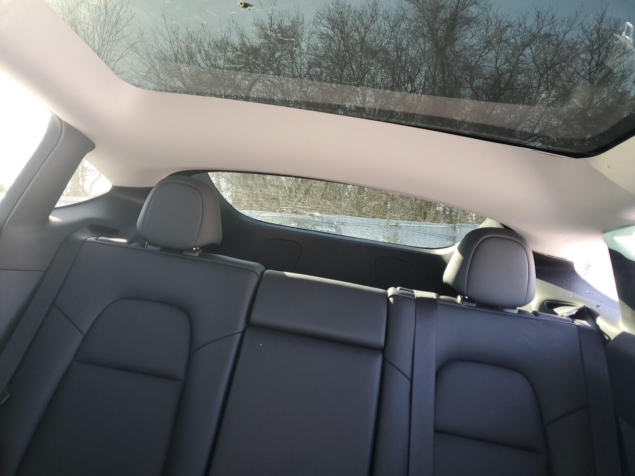 2024 TESLA MODEL Y  VIN:LRWYGDEE2RC661614
