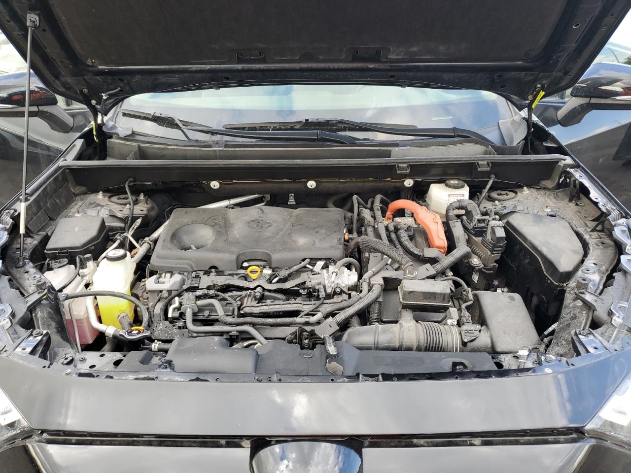 2022 TOYOTA RAV4 XLE VIN:JTMRWRFV2NJ055144