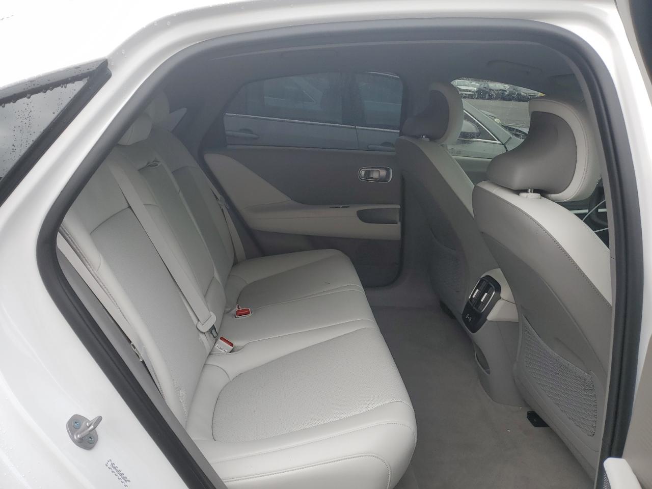 2023 HYUNDAI IONIQ 6 SEL VIN:KMHM34AC0PA025506