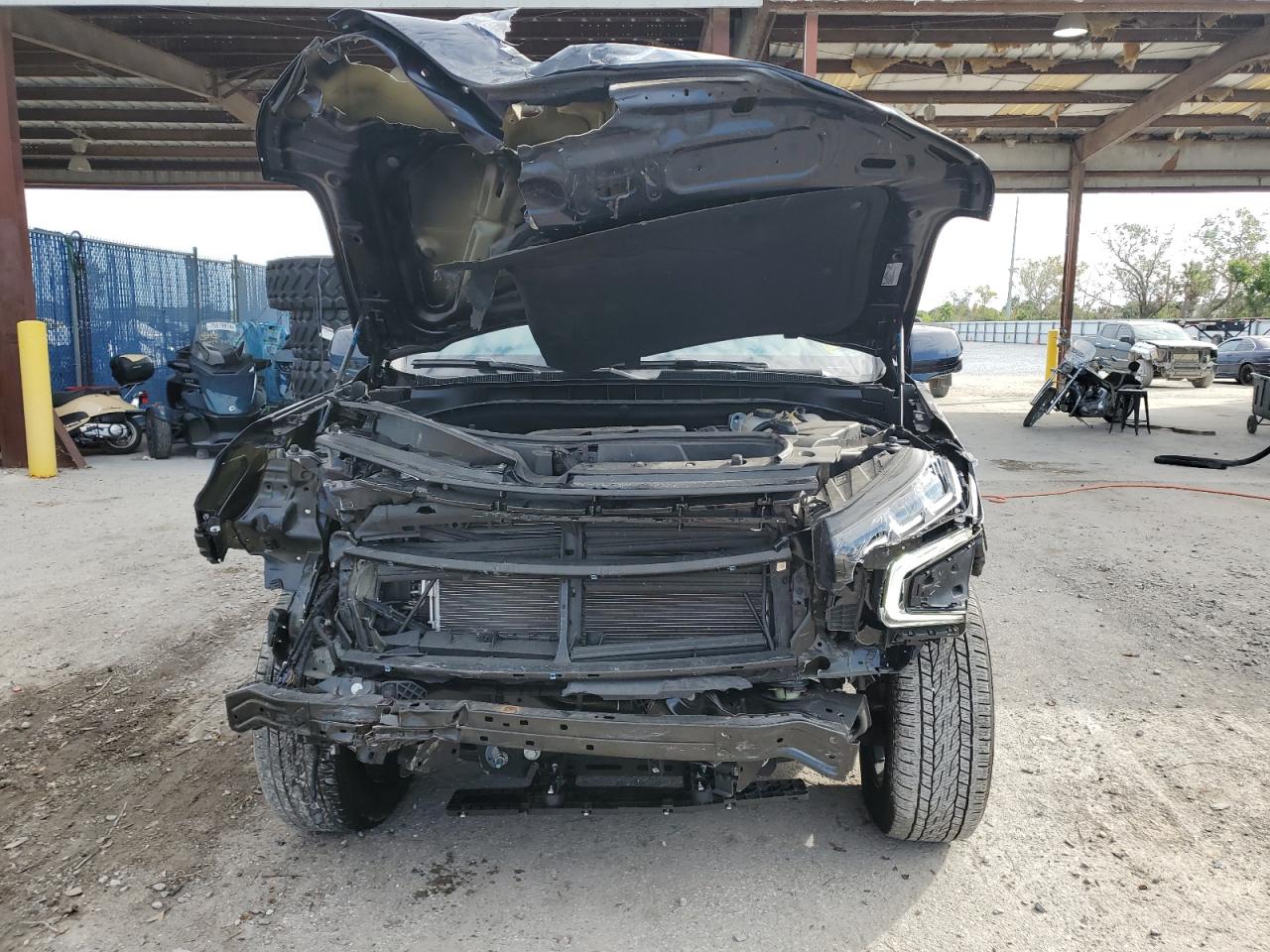 2023 CHEVROLET TAHOE C1500 LT VIN:1GNSCNKD4PR557178