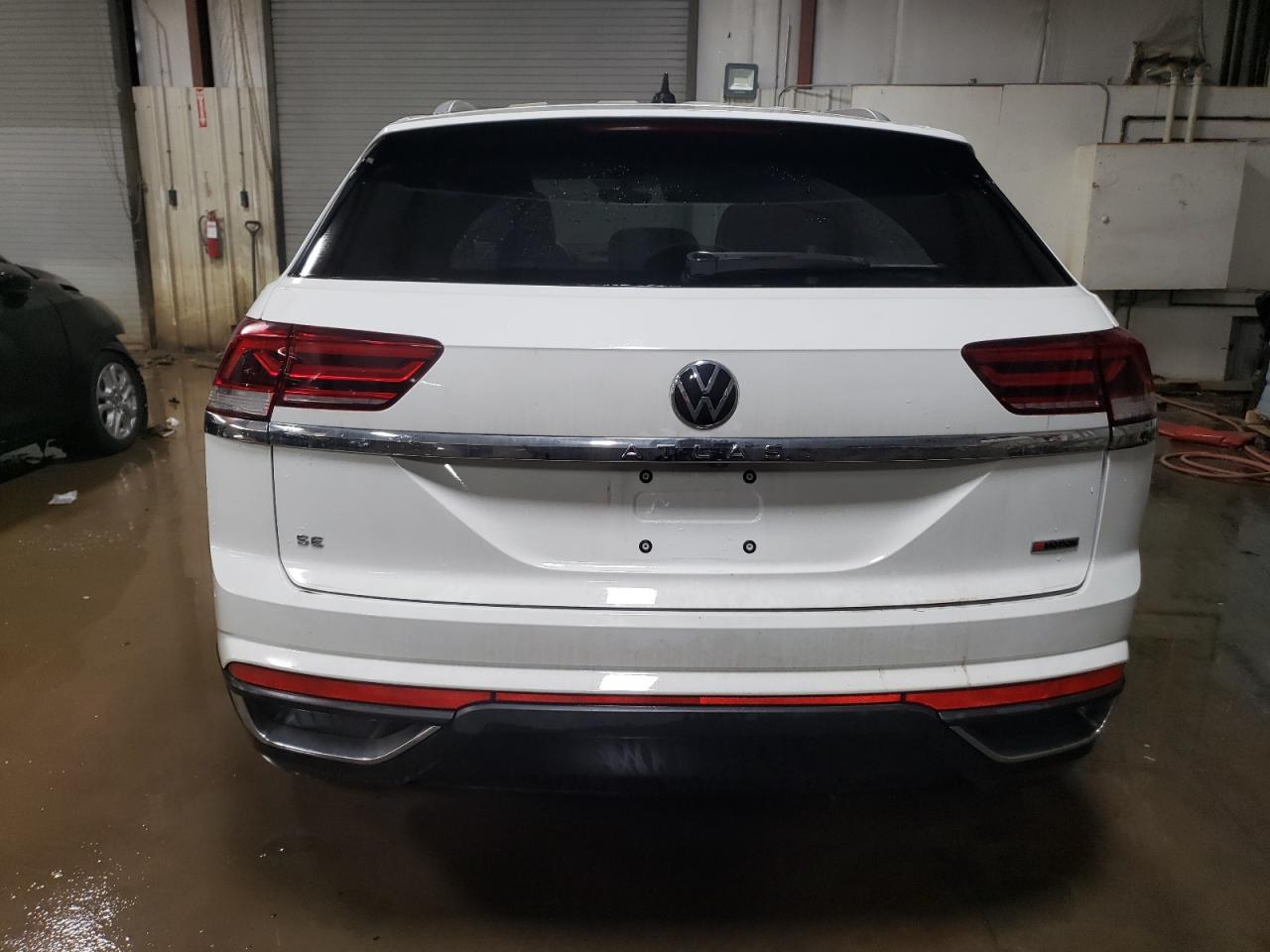 2022 VOLKSWAGEN ATLAS CROSS SPORT SE VIN:1V2LC2CA8NC211729