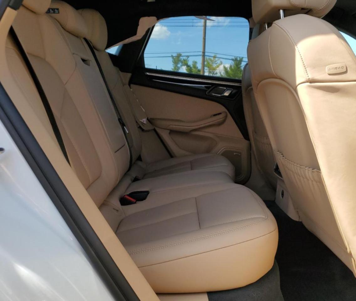 2024 PORSCHE MACAN BASE VIN:WP1AA2A54RLB05772
