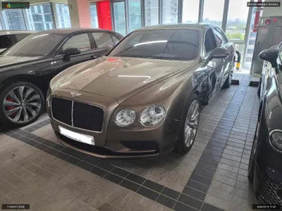 2018 Bentley Flying Spur V8 SCBEH53W5JC066204 VIN:SCBEH53W5JC066204