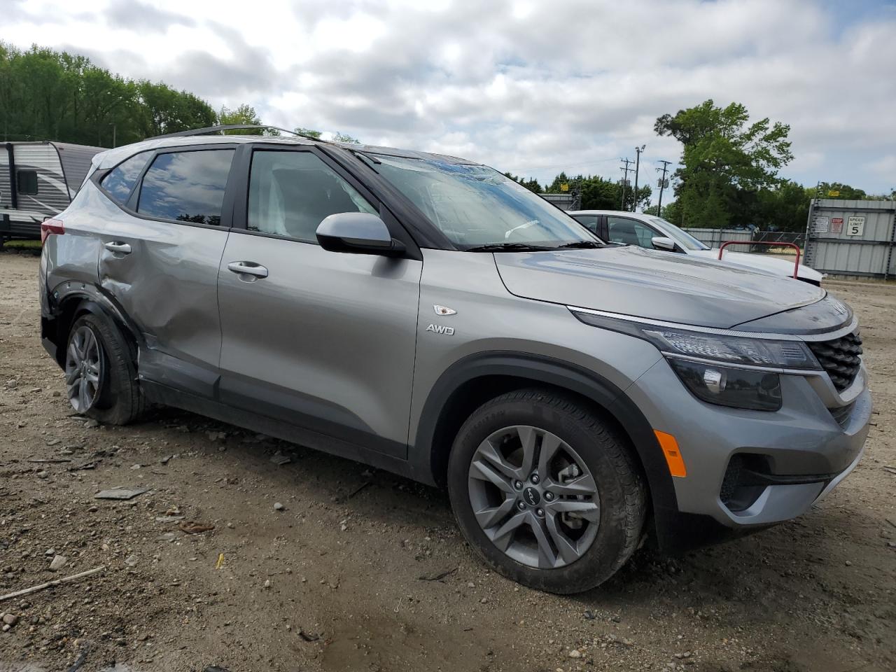 2023 KIA SELTOS LX VIN:KNDEPCAA0P7436634
