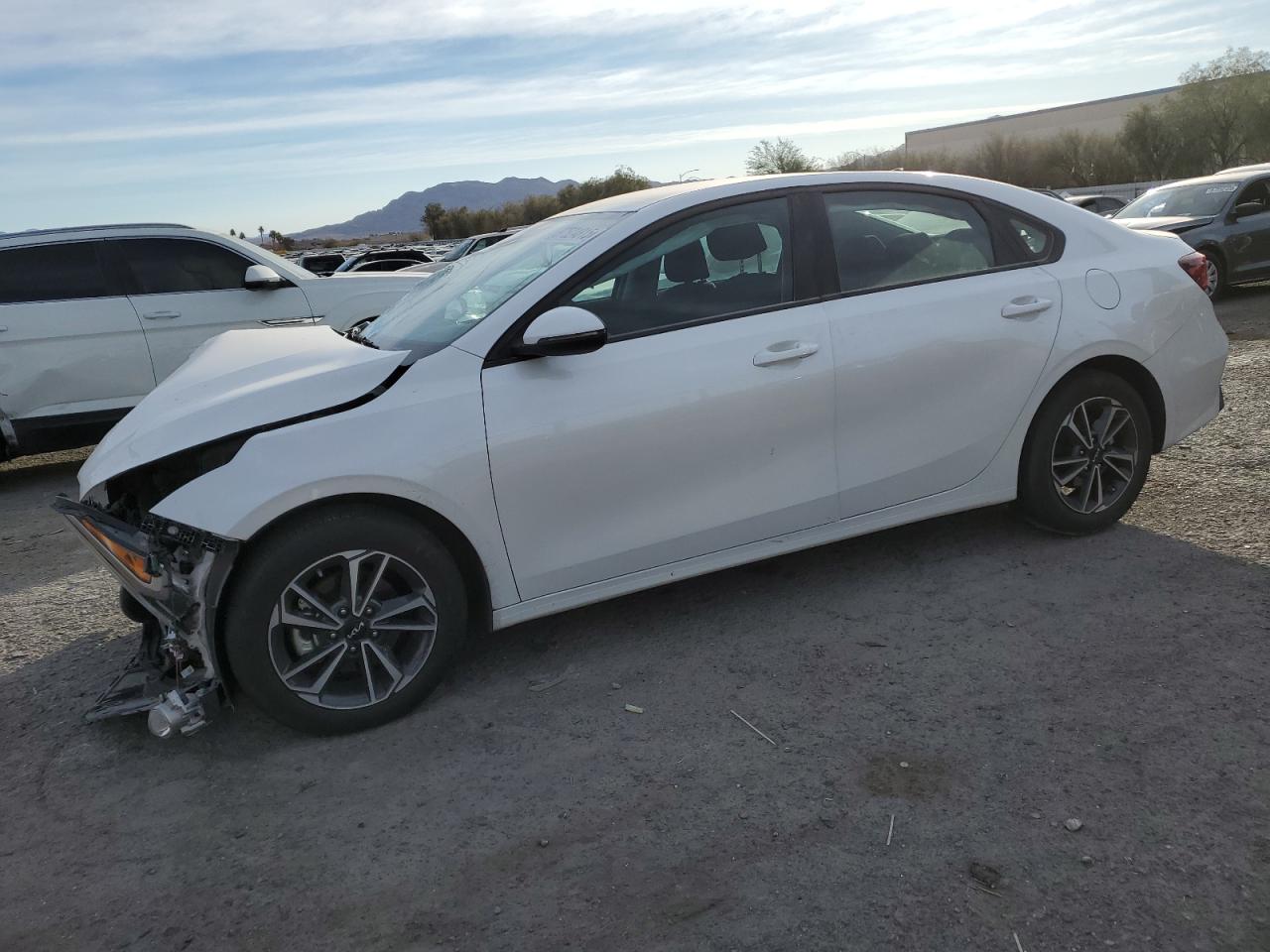 2023 KIA FORTE LX VIN:3KPF24AD4PE608845