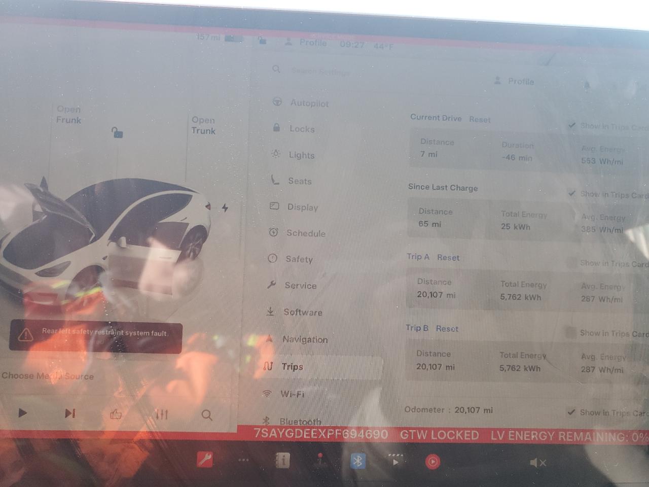 2023 TESLA MODEL Y  VIN:7SAYGDEEXPF694690