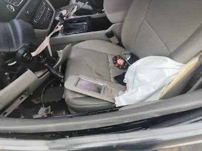 2017 Kia Carnival VIN: