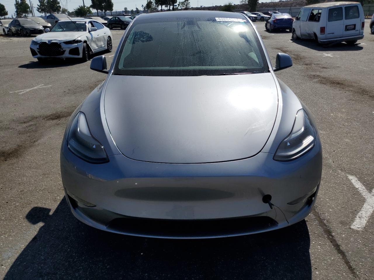 2024 TESLA MODEL Y  VIN:7SAYGDEE8RA299794