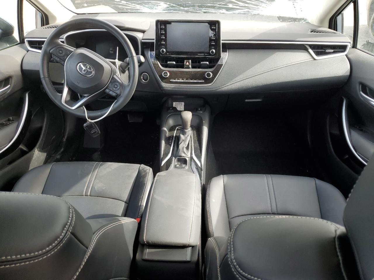 2022 TOYOTA COROLLA XLE VIN:5YFFPMAE1NP289510