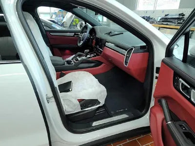 2022 Porsche Cayenne VIN: