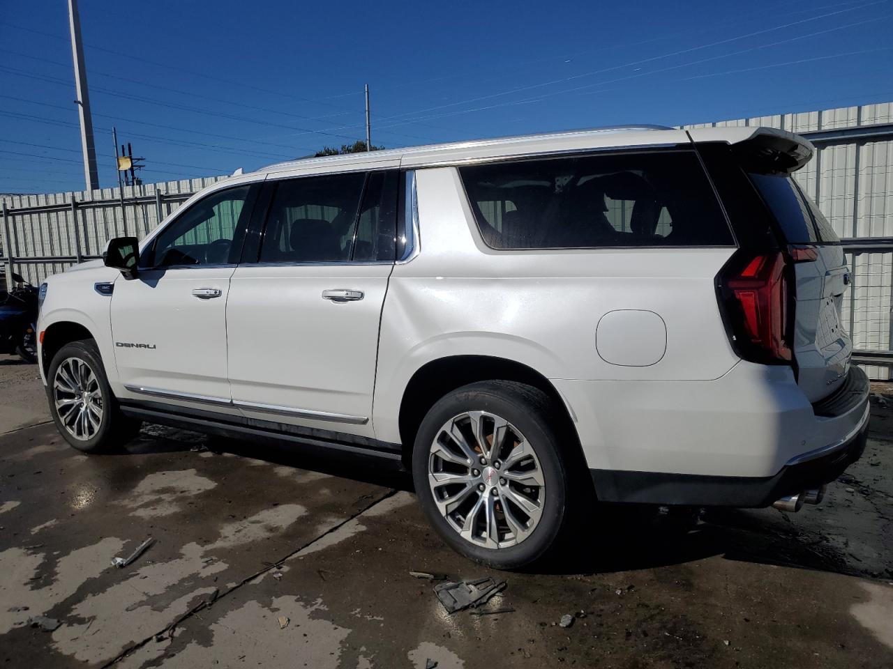 2022 GMC YUKON XL DENALI VIN:1GKS2JKL8NR170906