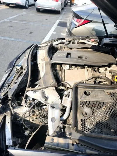 2015 Mercedes-Benz C 200 VIN: