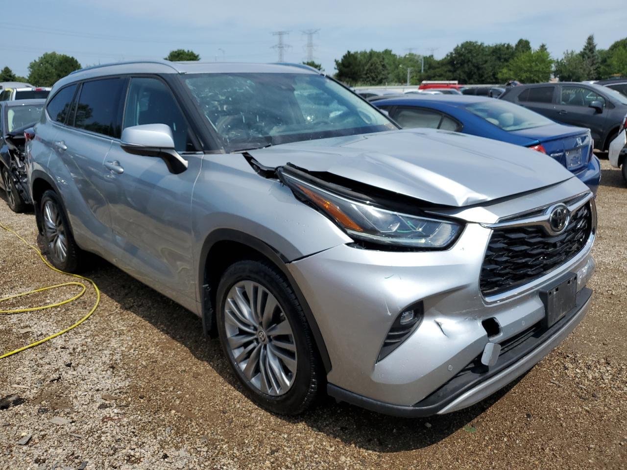 2022 TOYOTA HIGHLANDER PLATINUM VIN:5TDFZRBH2NS186328