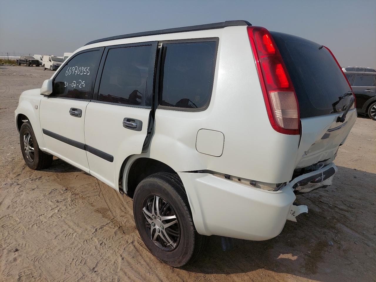 2011 NISSAN XTRAIL VIN:JN8BT05Y4BW******