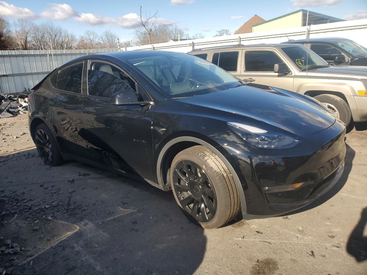 2023 TESLA MODEL Y  VIN:7SAYGDEE1PF850759