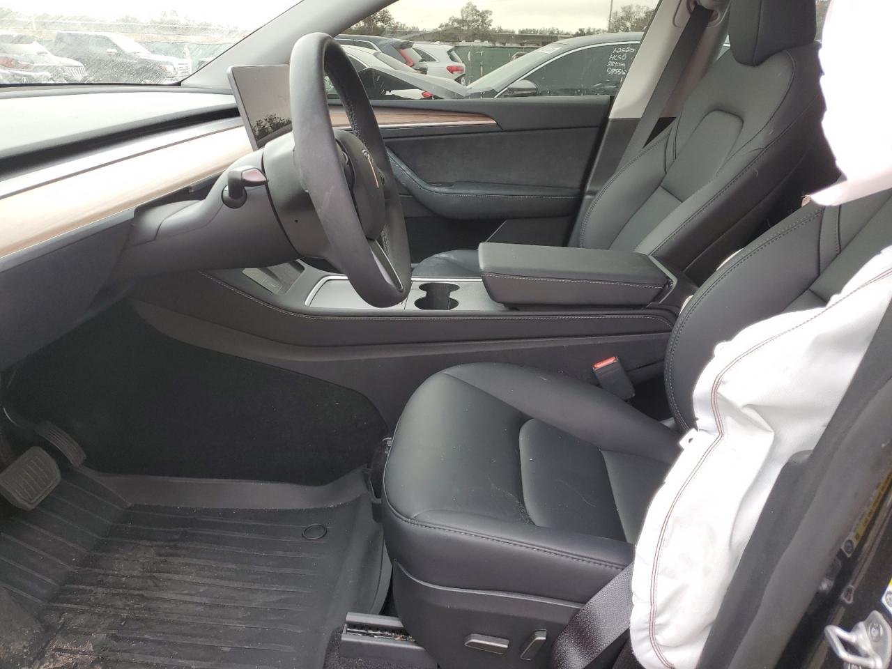 2024 TESLA MODEL Y  VIN:7SAYGDED6RF041896