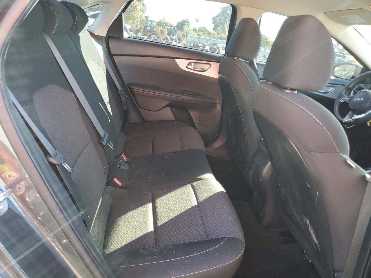 2024 KIA FORTE LX VIN:3KPF24AD1RE701230
