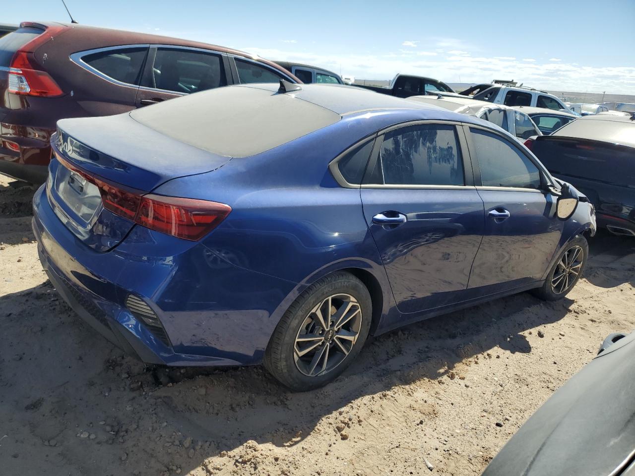 2023 KIA FORTE LX VIN:3KPF24AD5PE686177