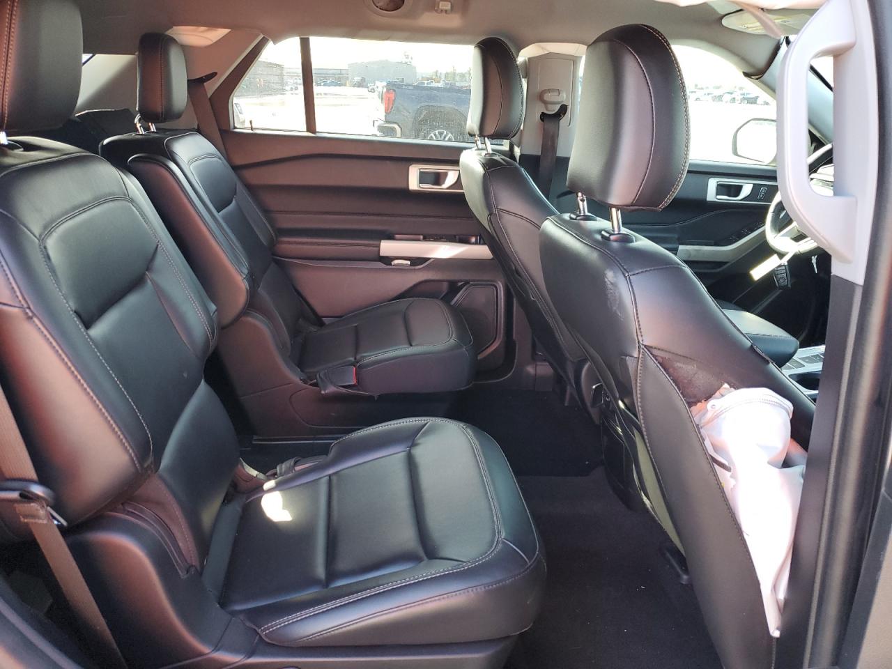 2022 FORD EXPLORER XLT VIN:1FMSK7DH7NGB48605