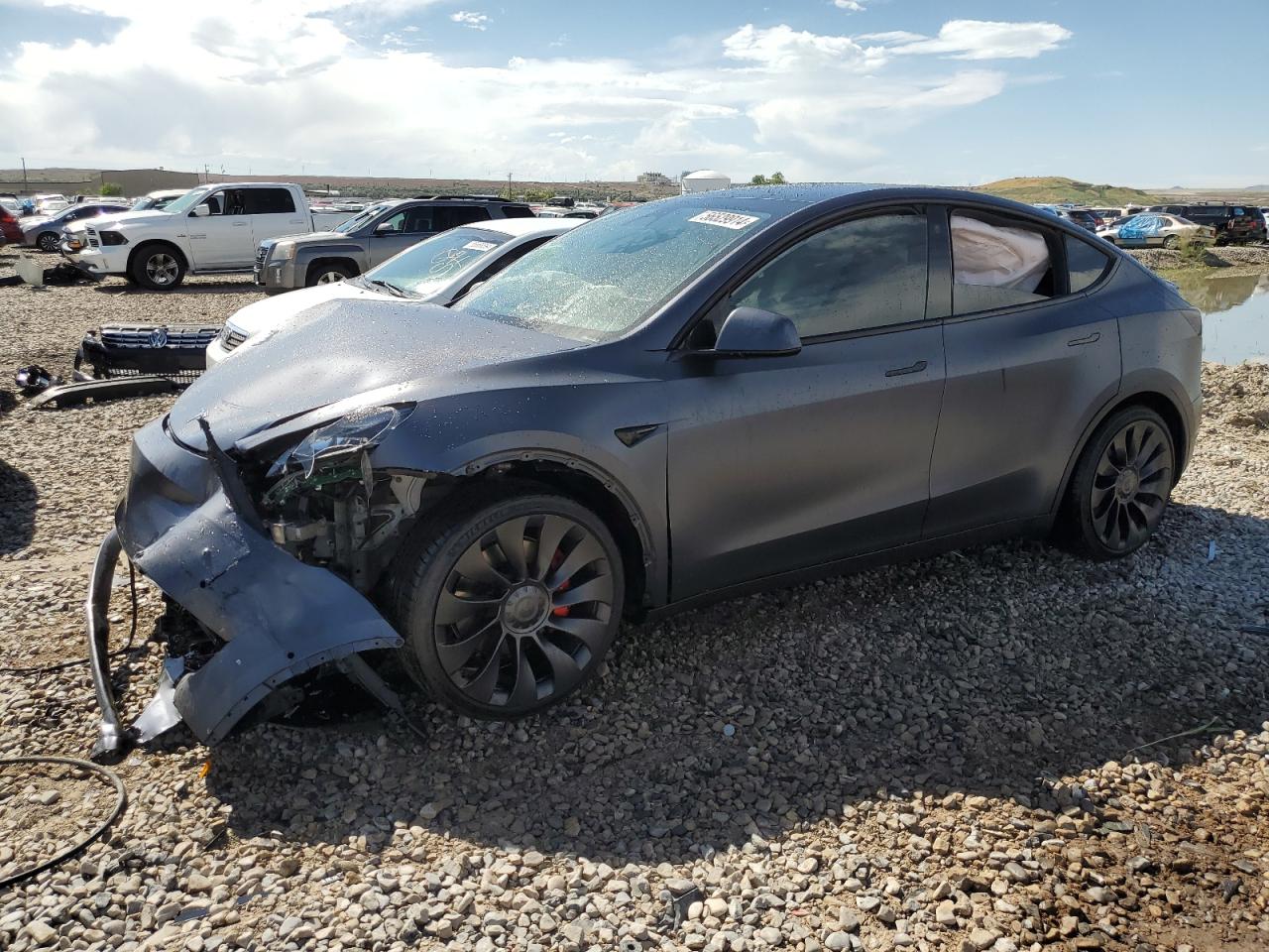 2022 TESLA MODEL Y  VIN:7SAYGDEF4NF516523